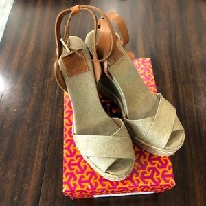 Tory Burch “Fabian” wedge espadrille. Size 10.